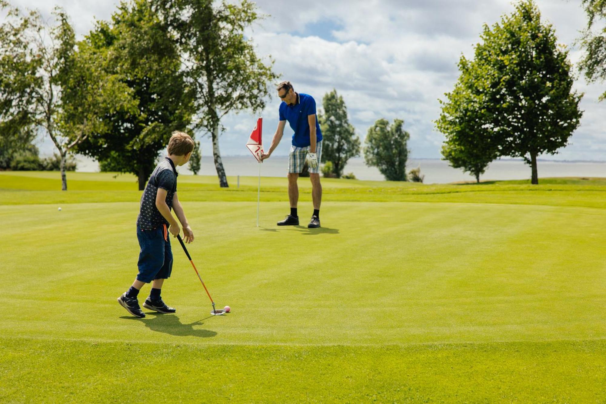 Golf 'N Wave Aktivresort フェーマルン エクステリア 写真